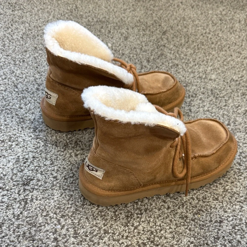 UGG® Diara Bootie (Women)